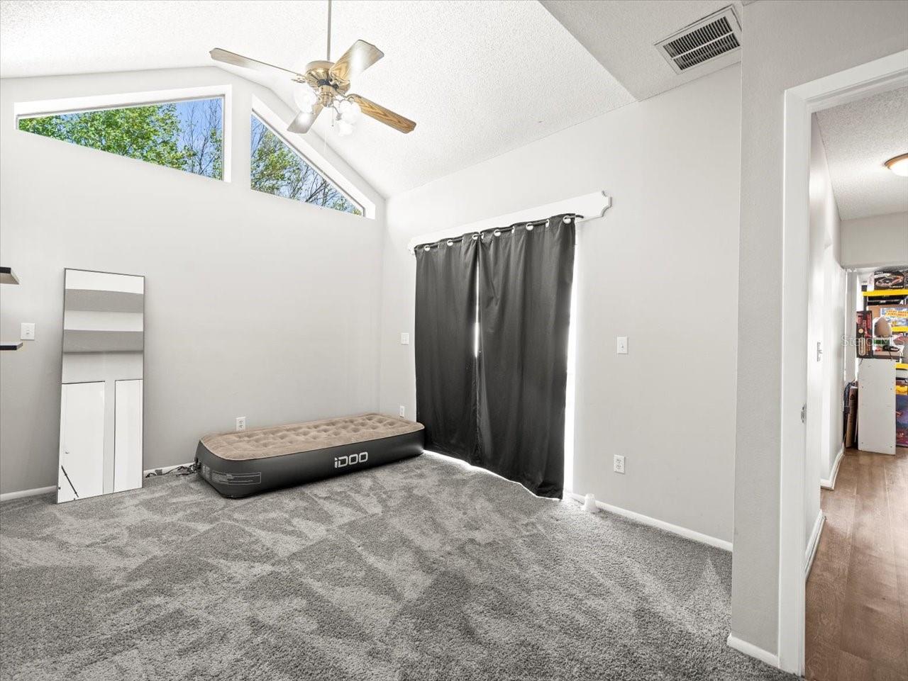 REGENCY PARK - Residential