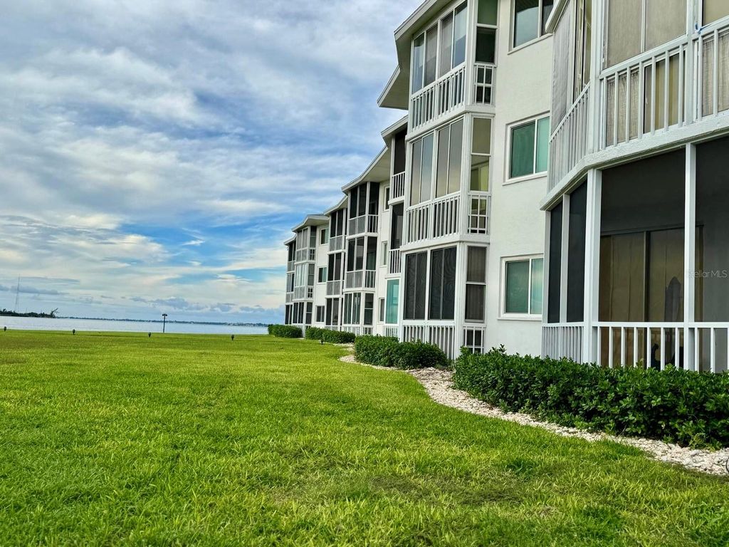 Photo of 767 John Ringling Boulevard #2, Sarasota, FL 34236 (MLS # S5134479)