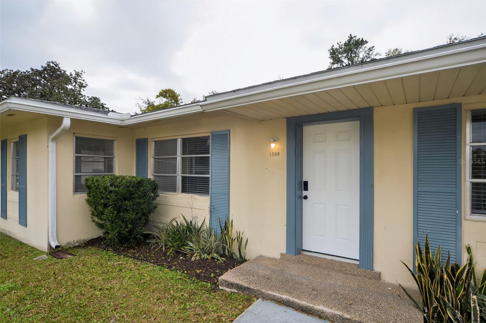 DELTONA LAKES UNIT 72 - Residential