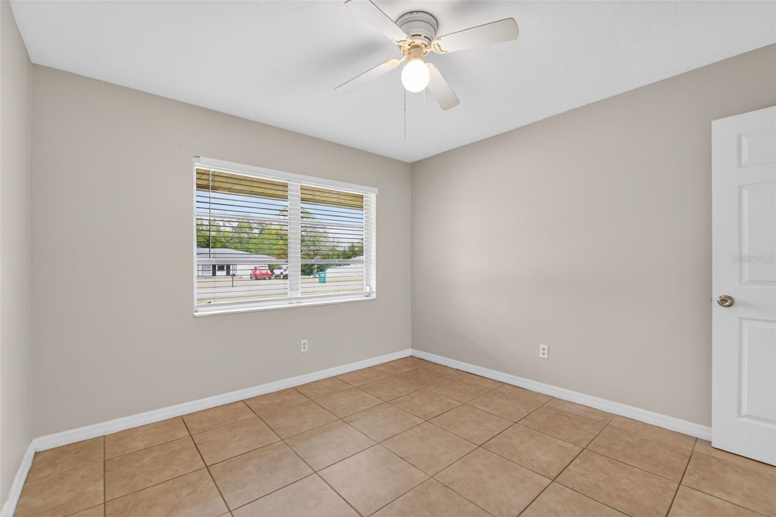 DELTONA LAKES UNIT 72 - Residential