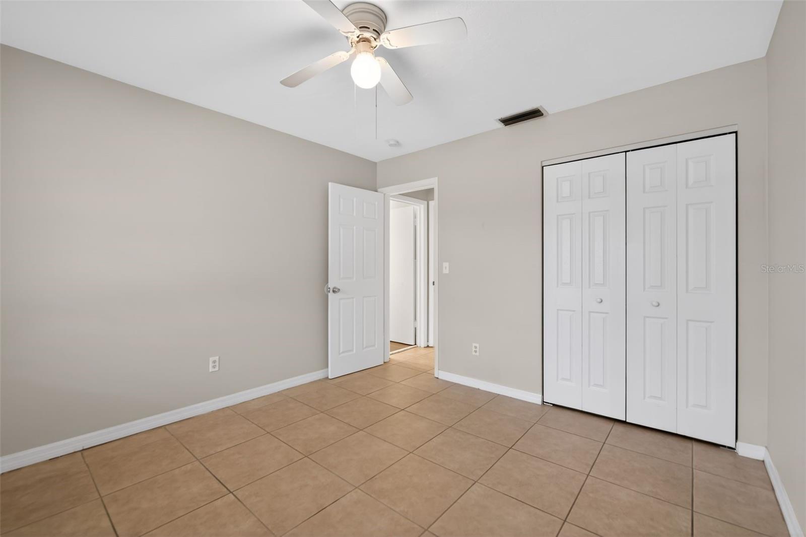 DELTONA LAKES UNIT 72 - Residential