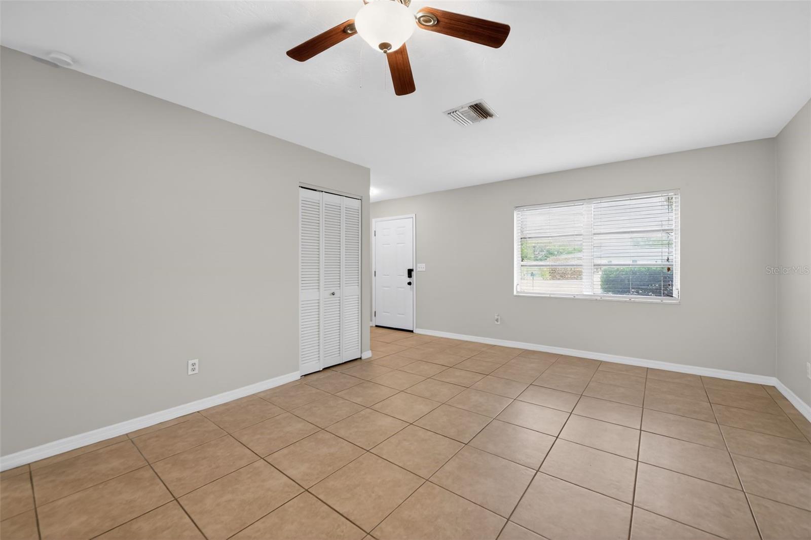 DELTONA LAKES UNIT 72 - Residential
