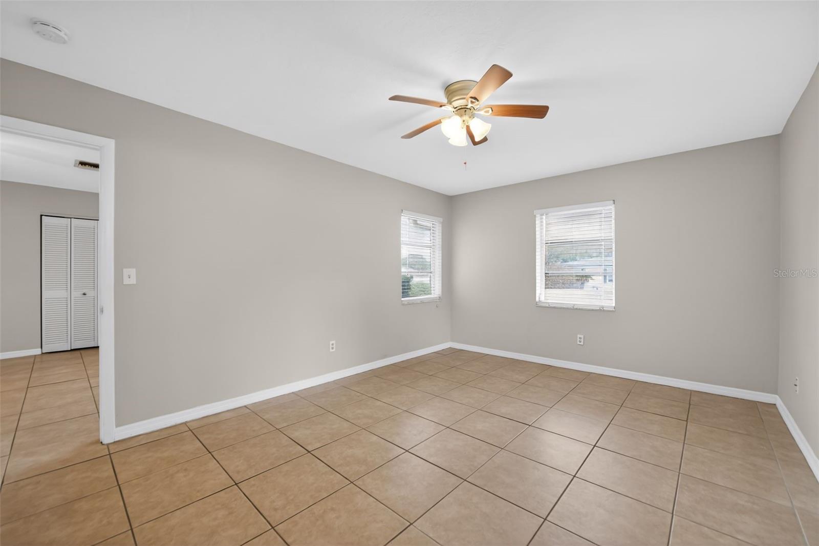 DELTONA LAKES UNIT 72 - Residential
