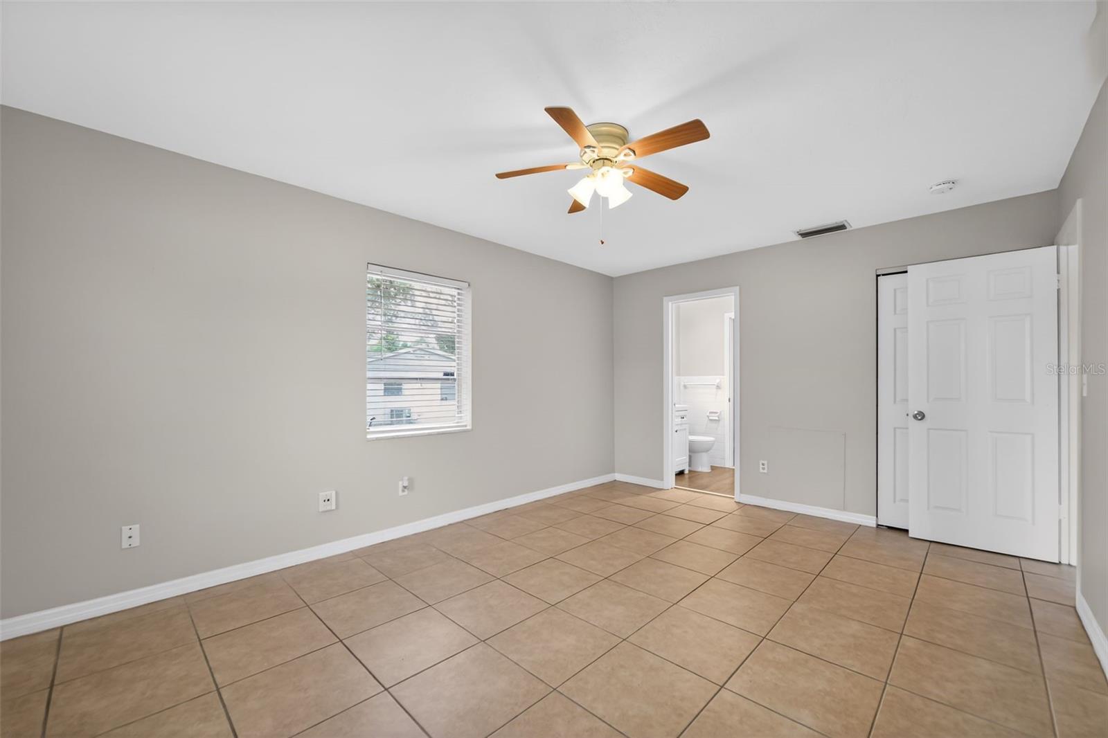 DELTONA LAKES UNIT 72 - Residential