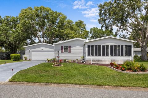 Photo of 25333 Casa Del Lago Ln, Leesburg, FL 34748 (MLS # O6317102)