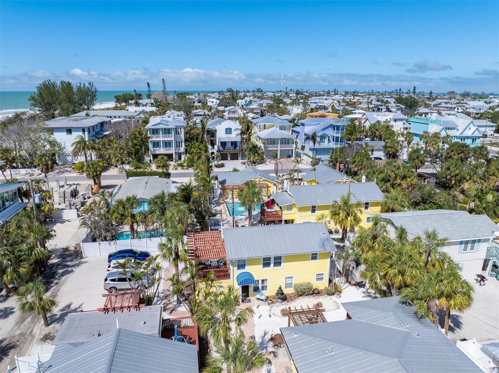 ANNA MARIA BEACH COTTAGES - Residential
