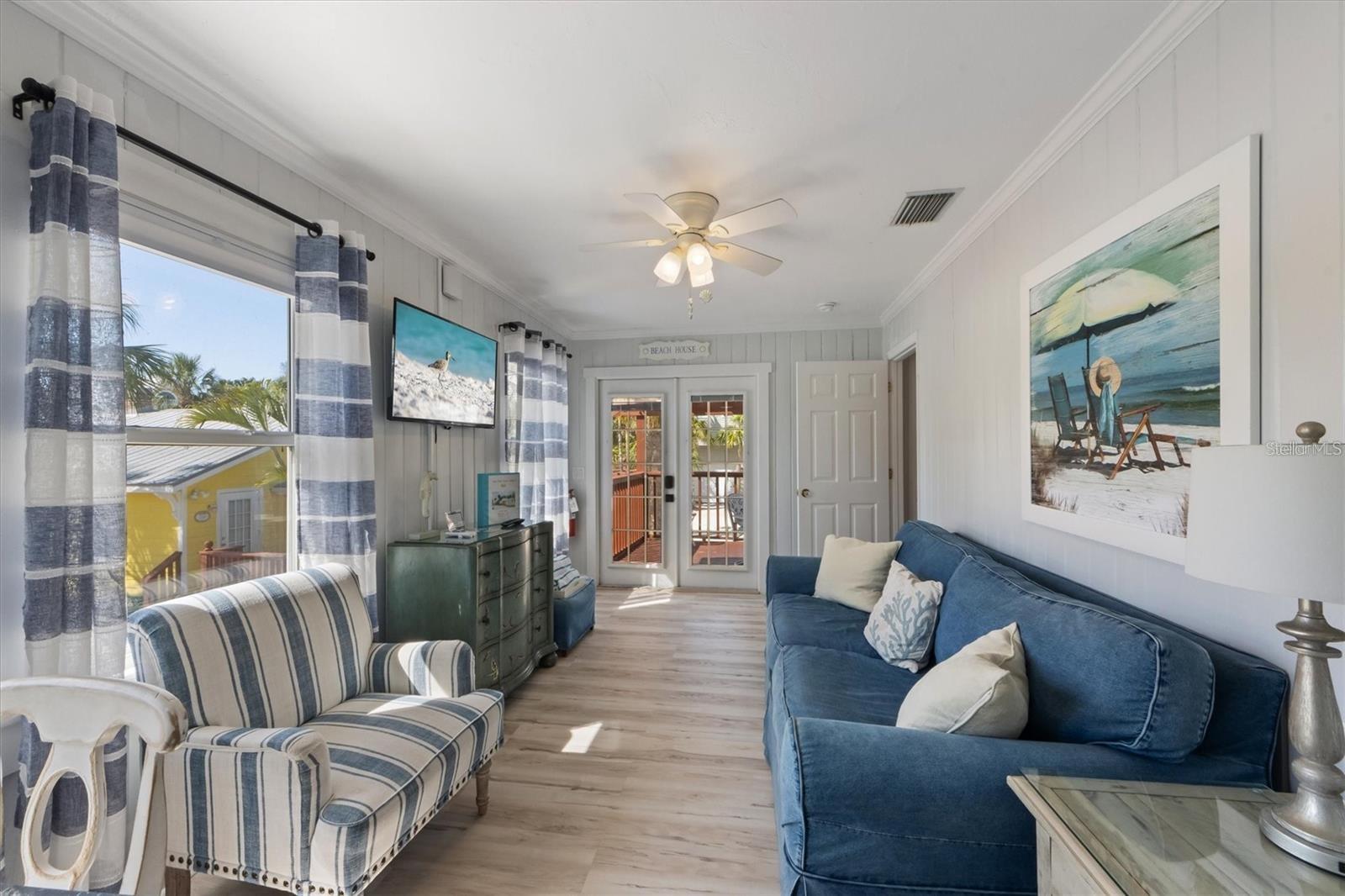 ANNA MARIA BEACH COTTAGES - Residential