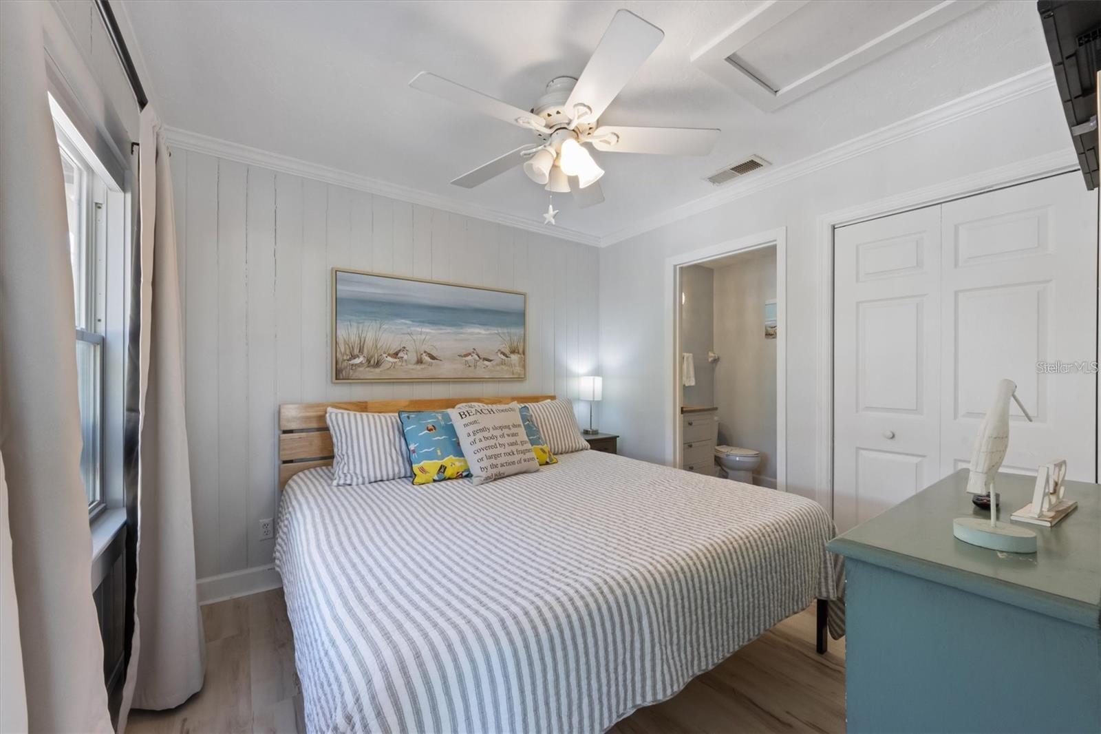 ANNA MARIA BEACH COTTAGES - Residential