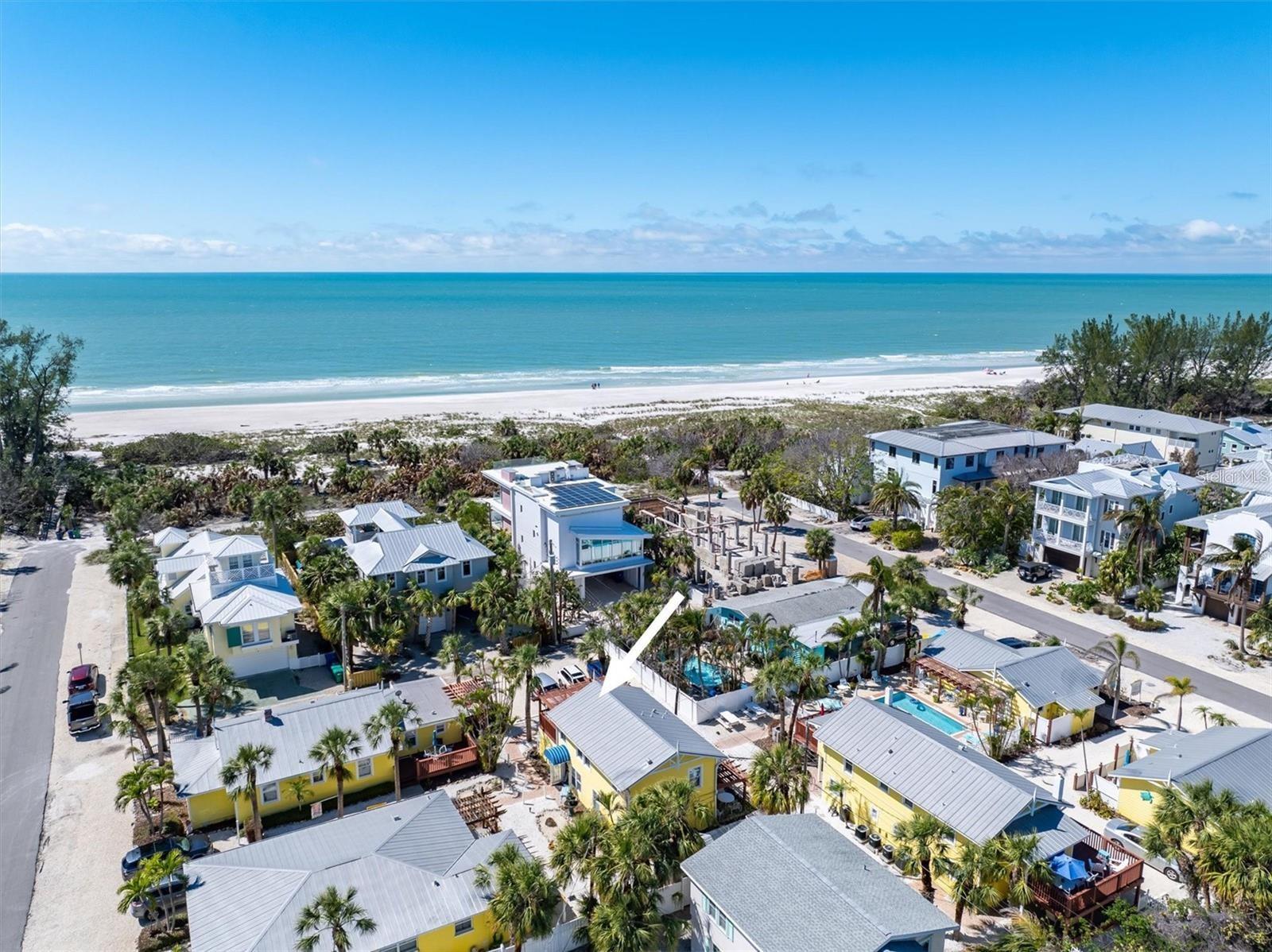 ANNA MARIA BEACH COTTAGES - Residential