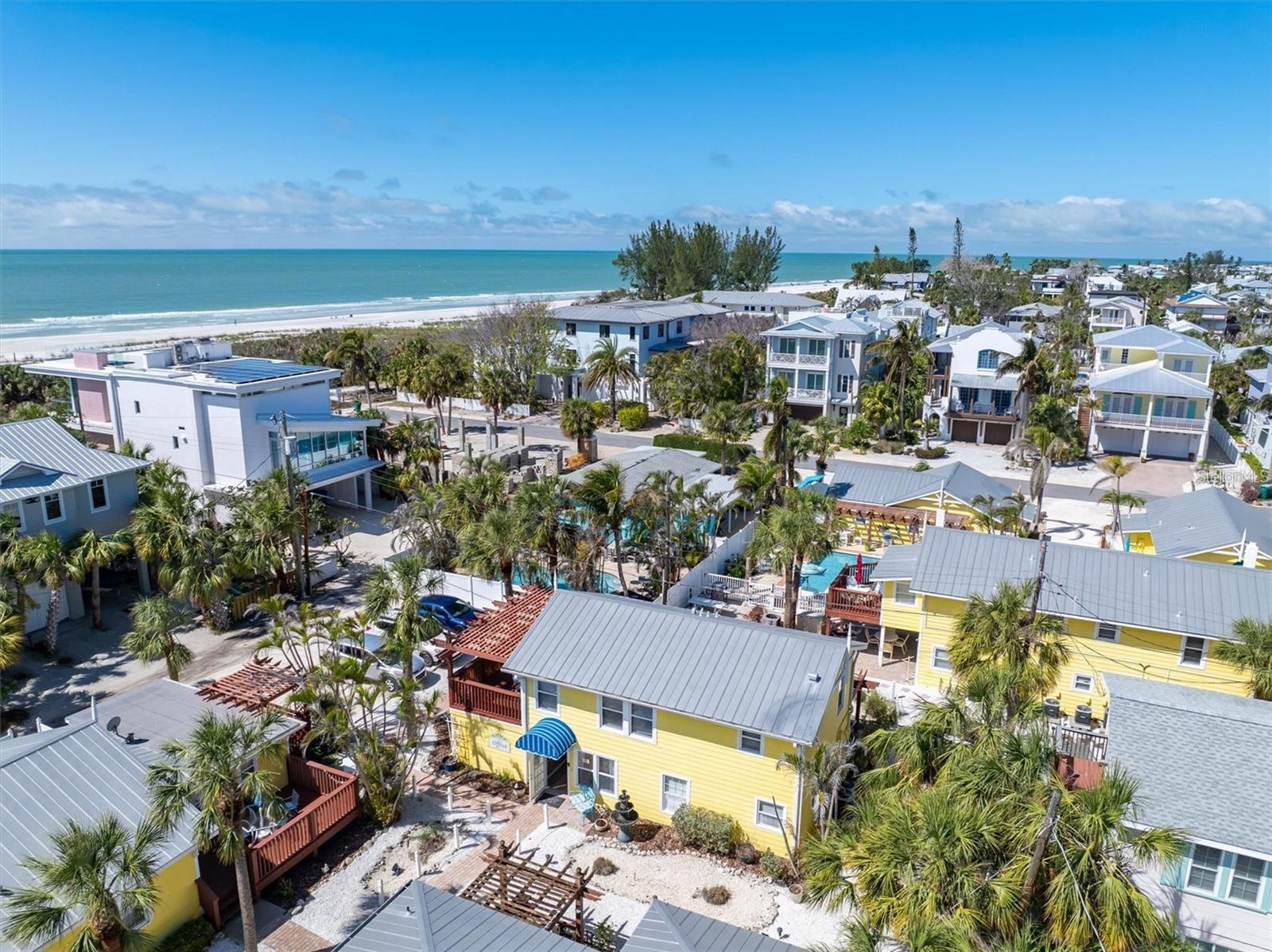 ANNA MARIA BEACH COTTAGES - Residential