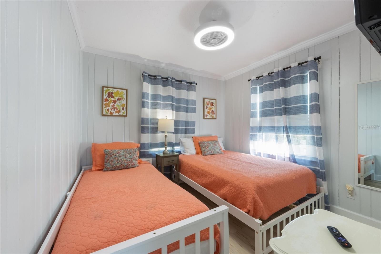 ANNA MARIA BEACH COTTAGES - Residential