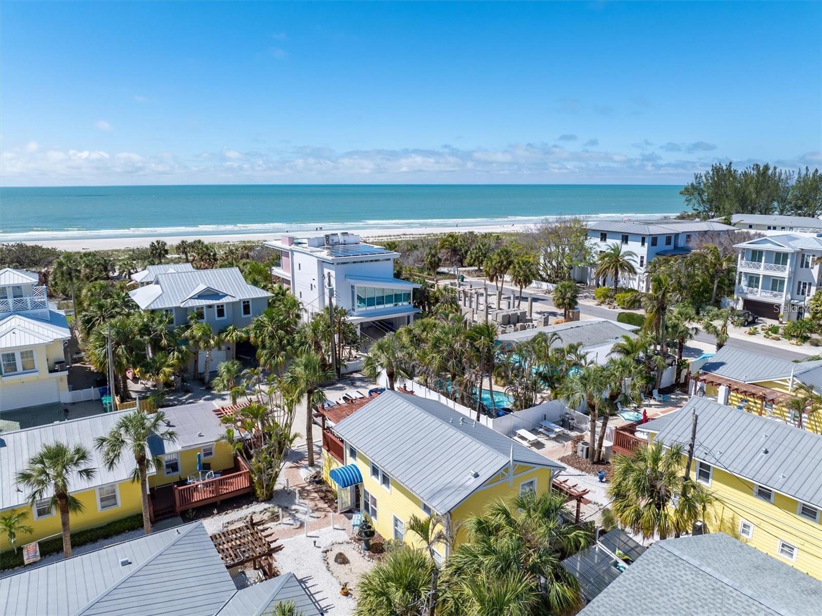ANNA MARIA BEACH COTTAGES - Residential