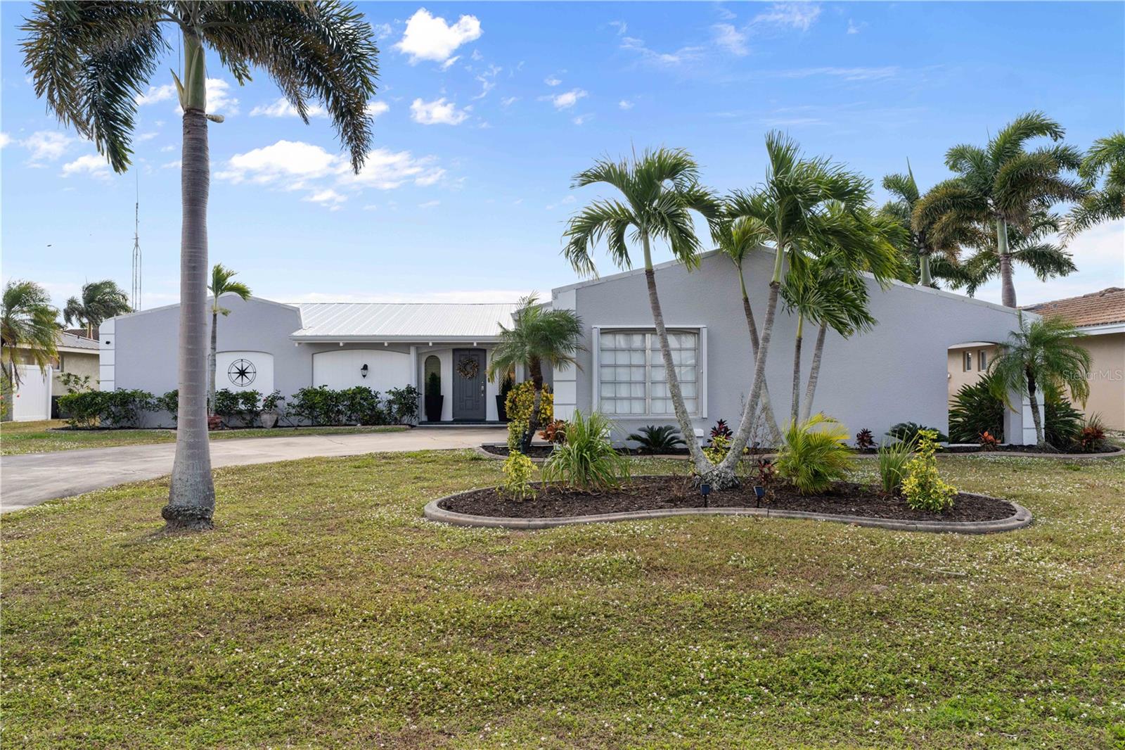 PUNTA GORDA ISLES SEC 07 - Residential