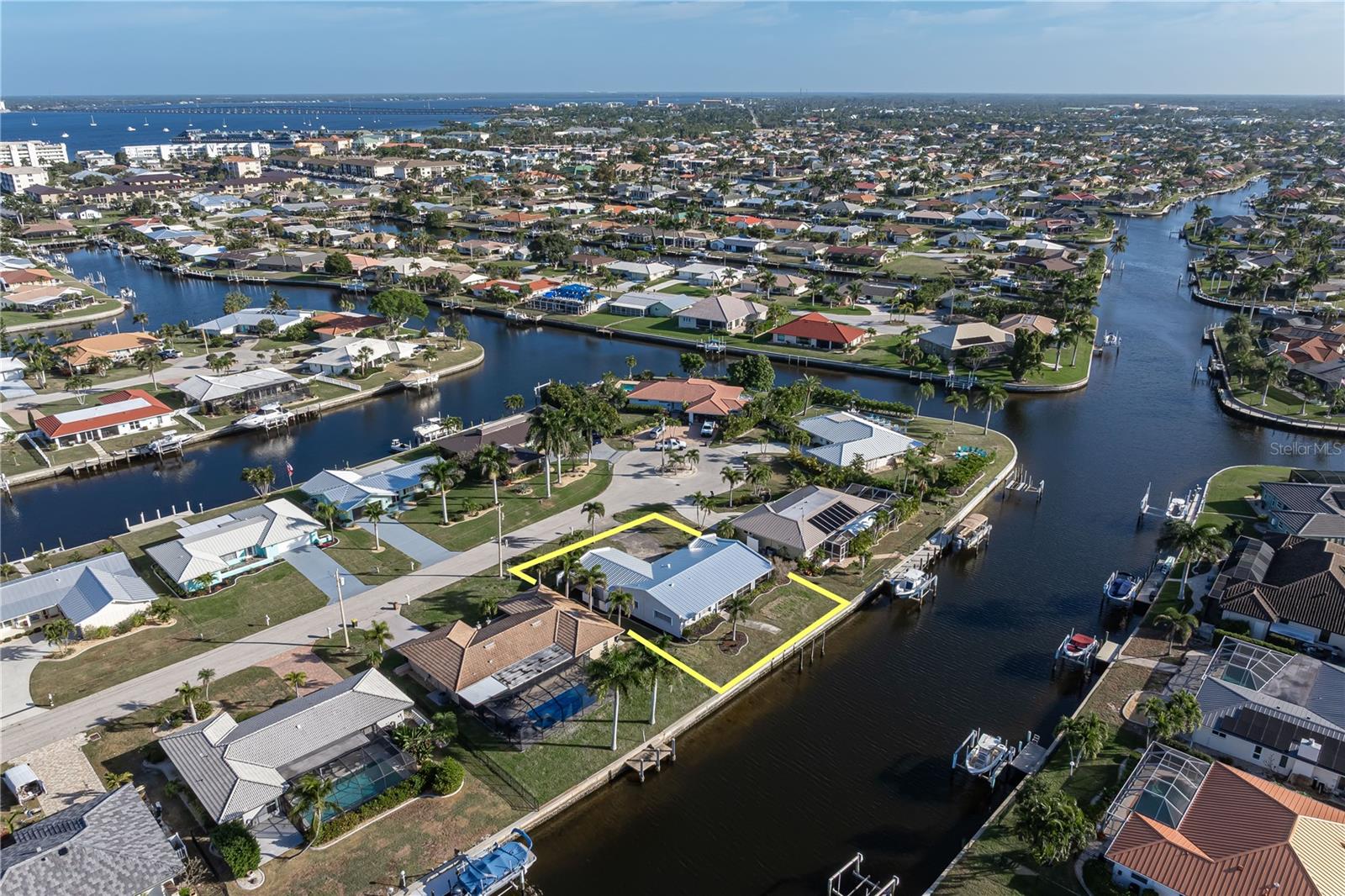 PUNTA GORDA ISLES SEC 07 - Residential