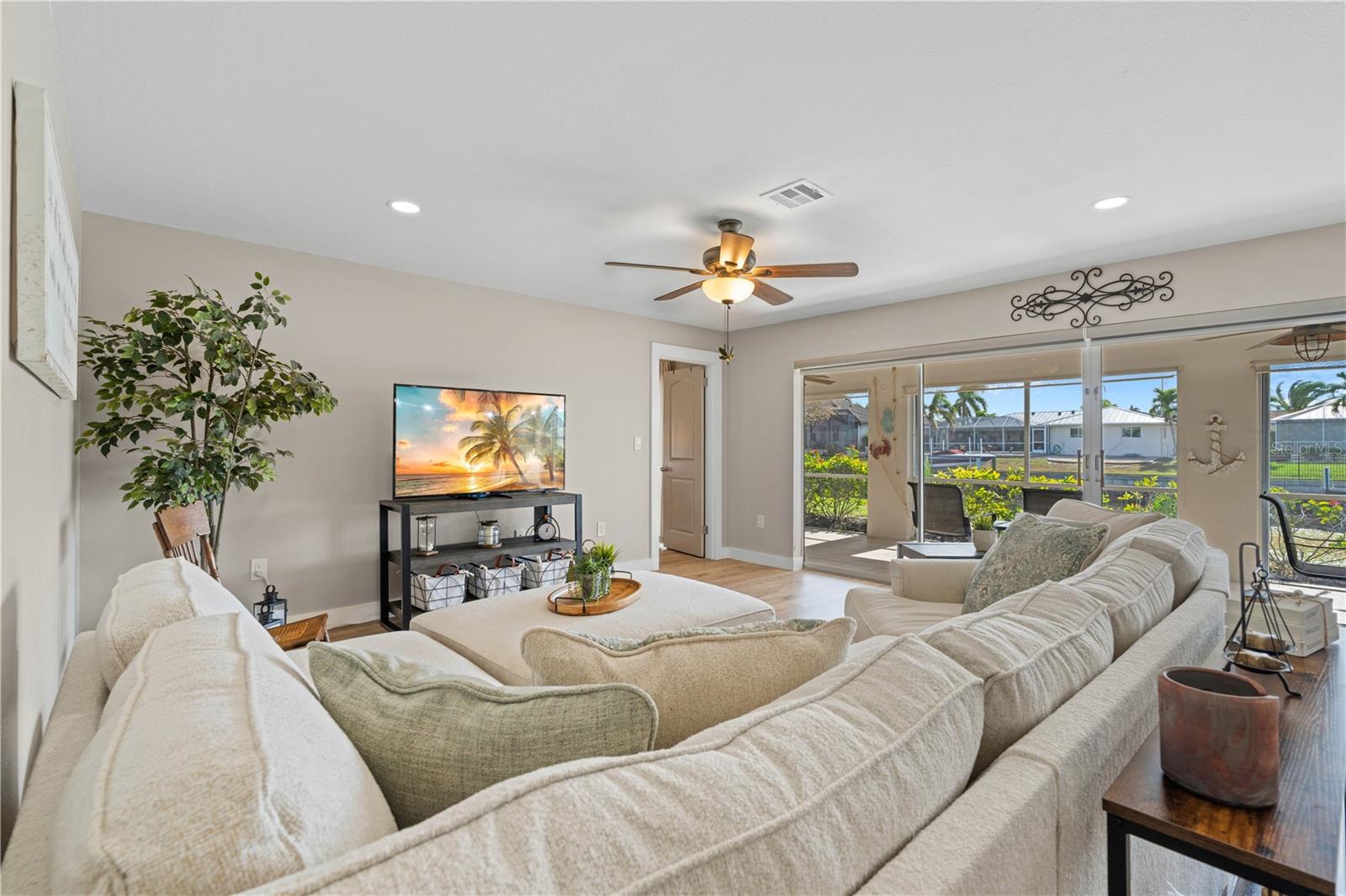 PUNTA GORDA ISLES SEC 07 - Residential