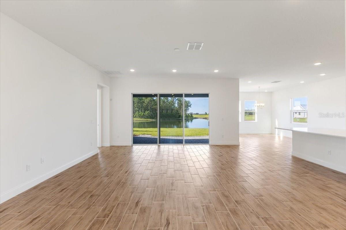 TWO RIVERS - Residential