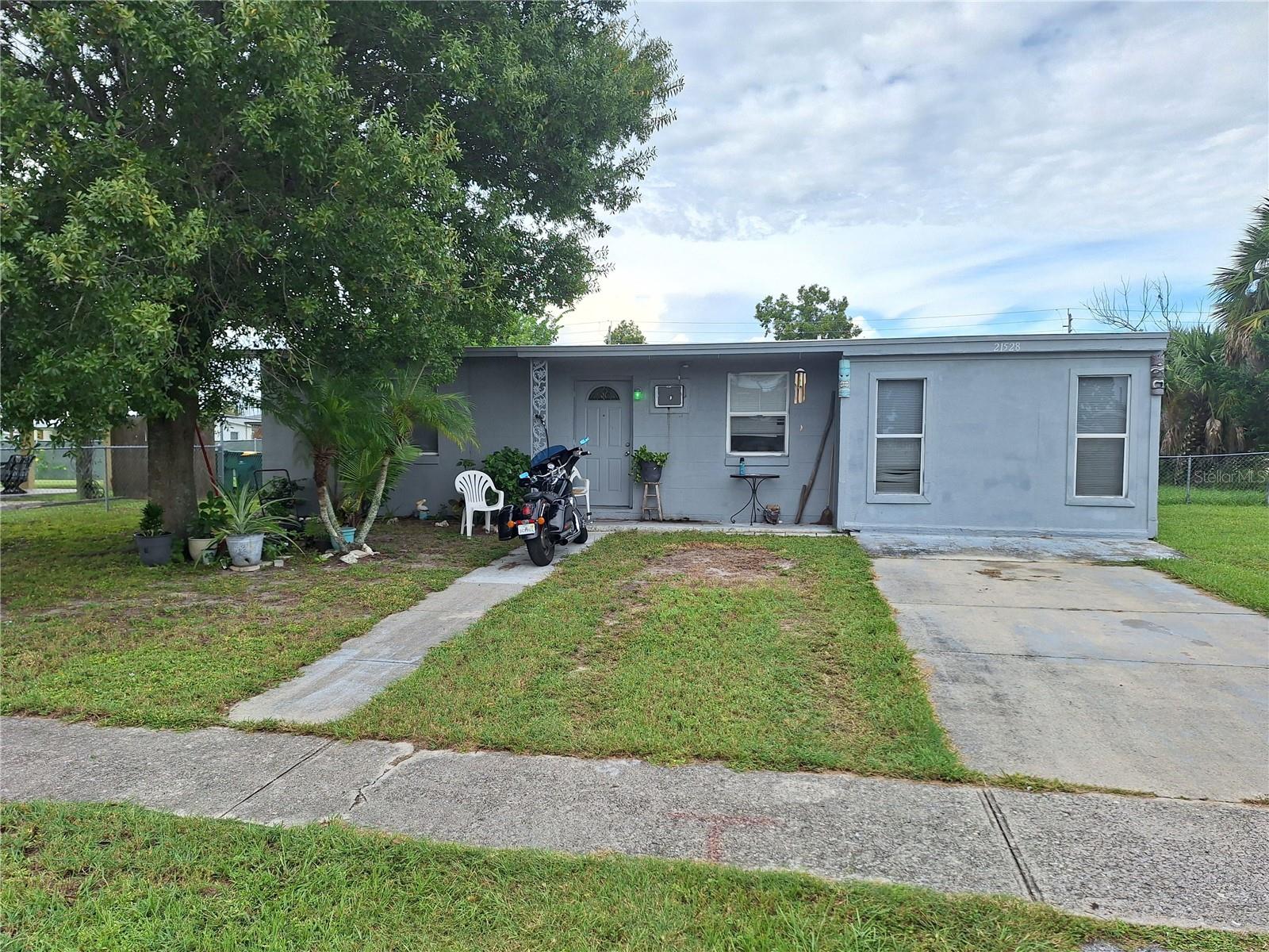 PORT CHARLOTTE SEC 011 - Residential Lease