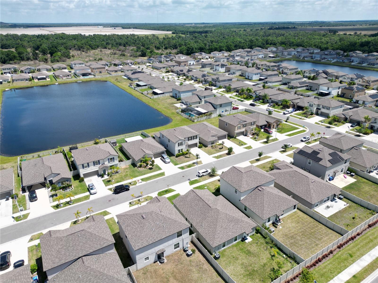 CREEK PRESERVE PH 2-4 - Residential Lease