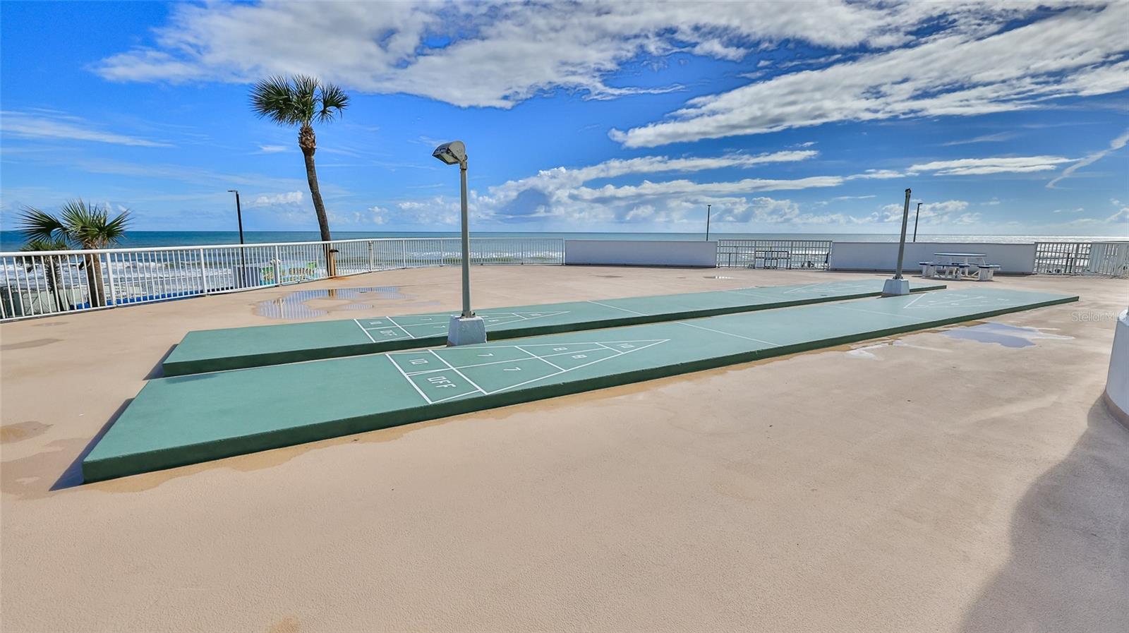 PECK PLAZA - Residential