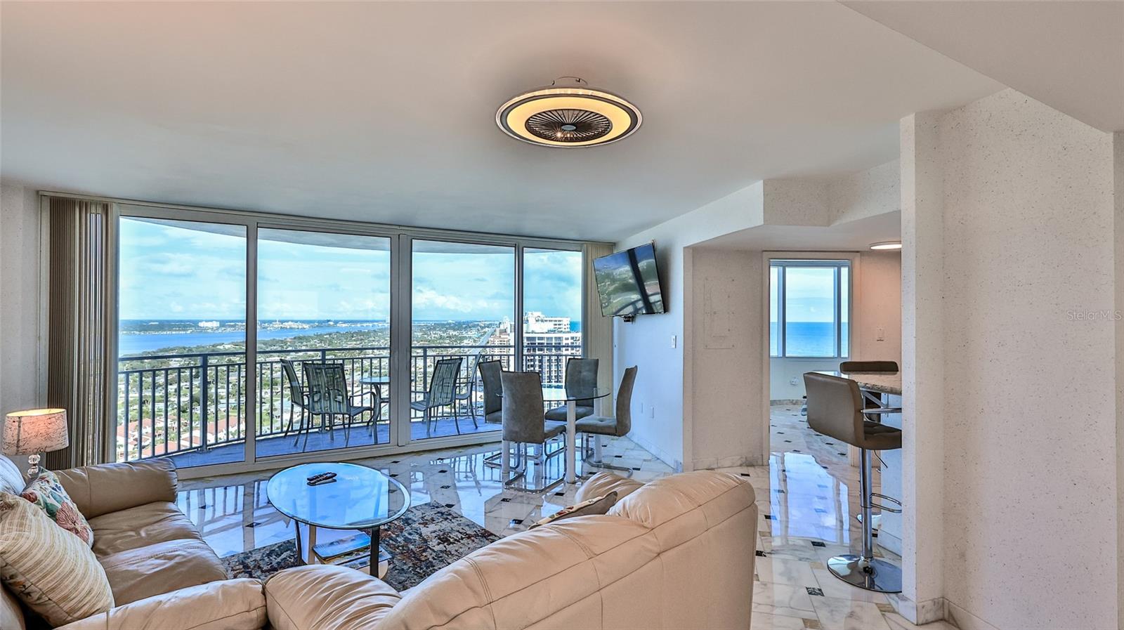 PECK PLAZA - Residential