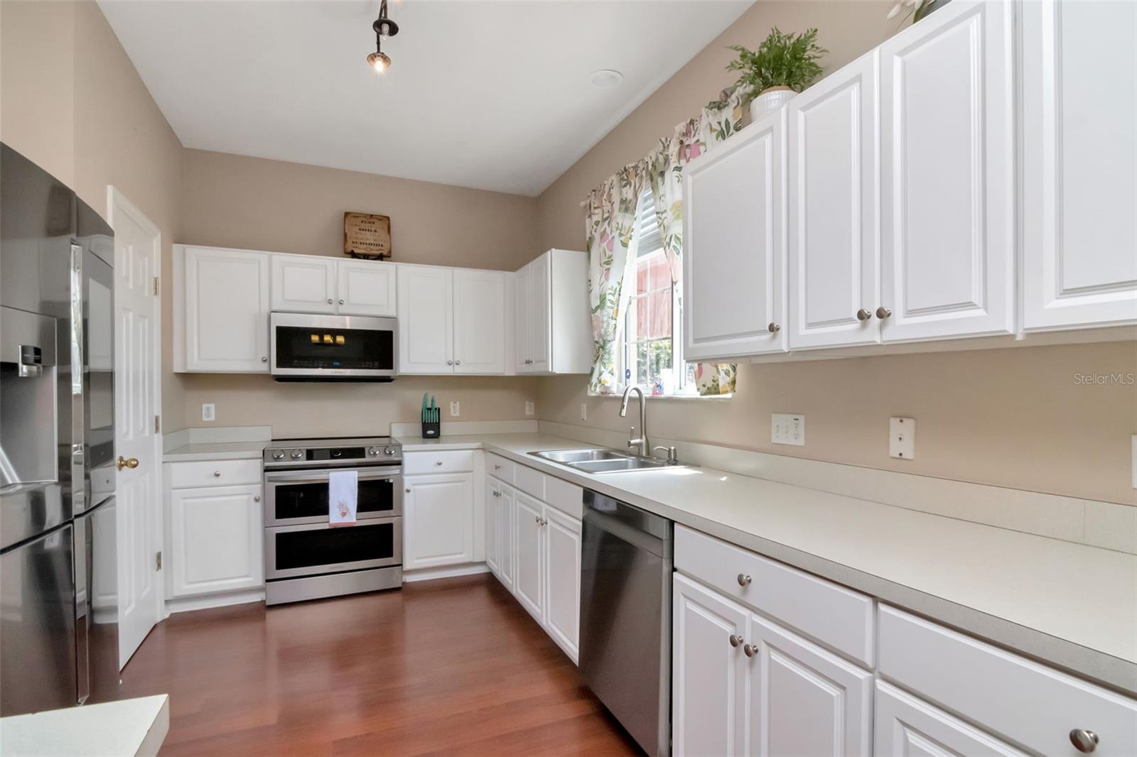 MOSS LANDING PH 2 - Residential