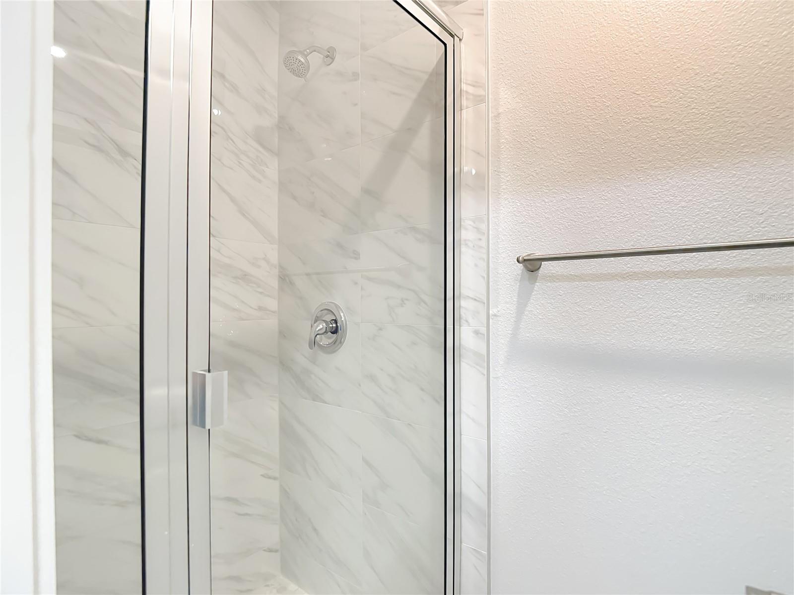 BREEZE HILL - Residential