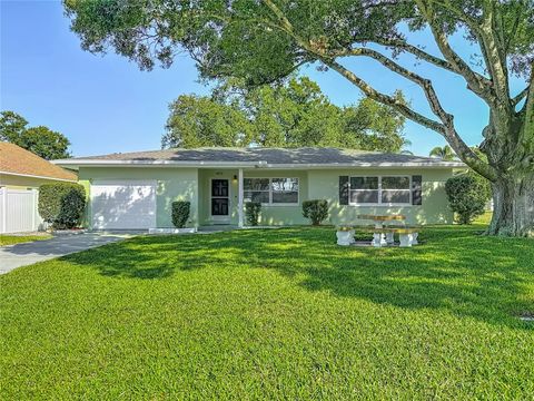 Photo of 1432 Pine Street, Clearwater, FL 33756 (MLS # TB8448953)