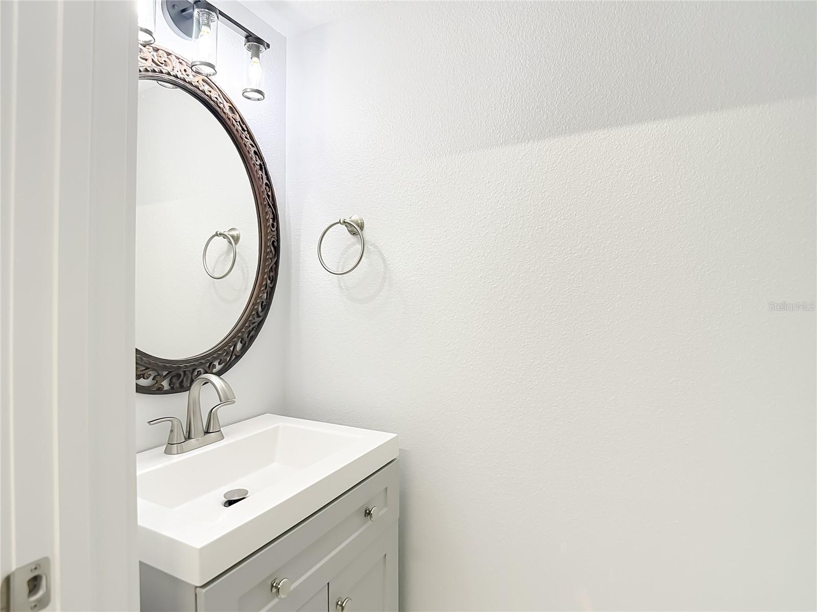 BREEZE HILL - Residential