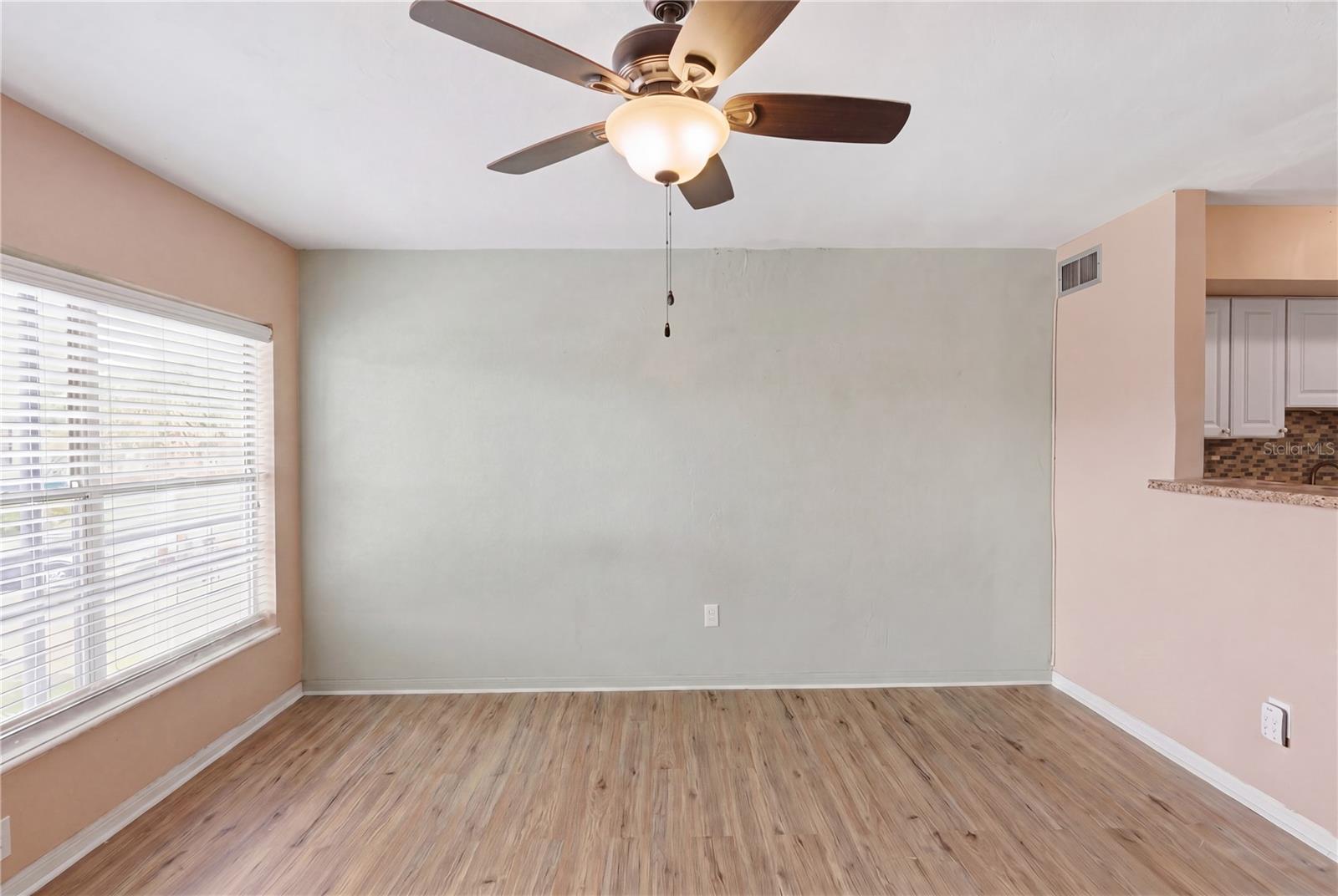 CLEARVIEW OAKS PARADISE - Residential