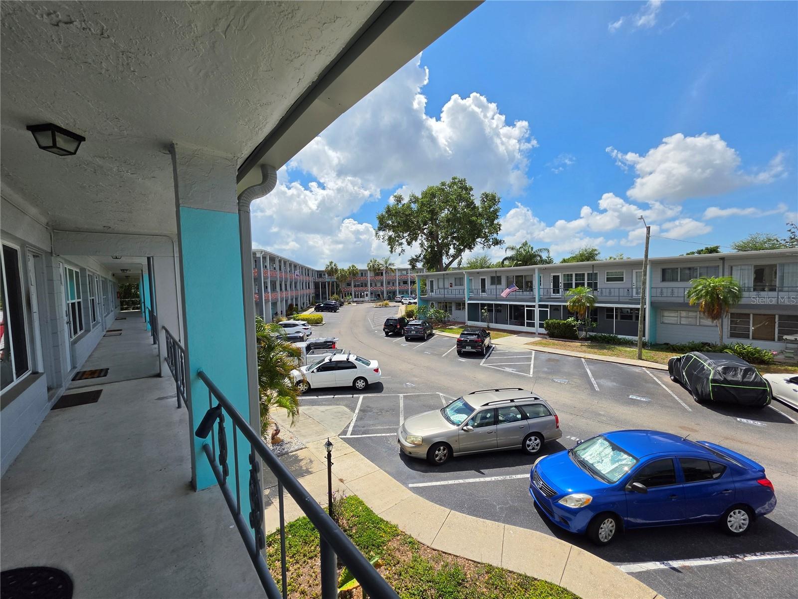 CLEARVIEW OAKS PARADISE - Residential