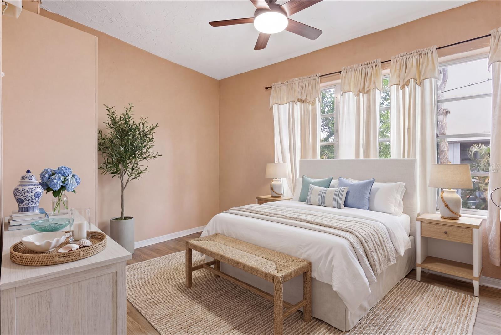 CLEARVIEW OAKS PARADISE - Residential