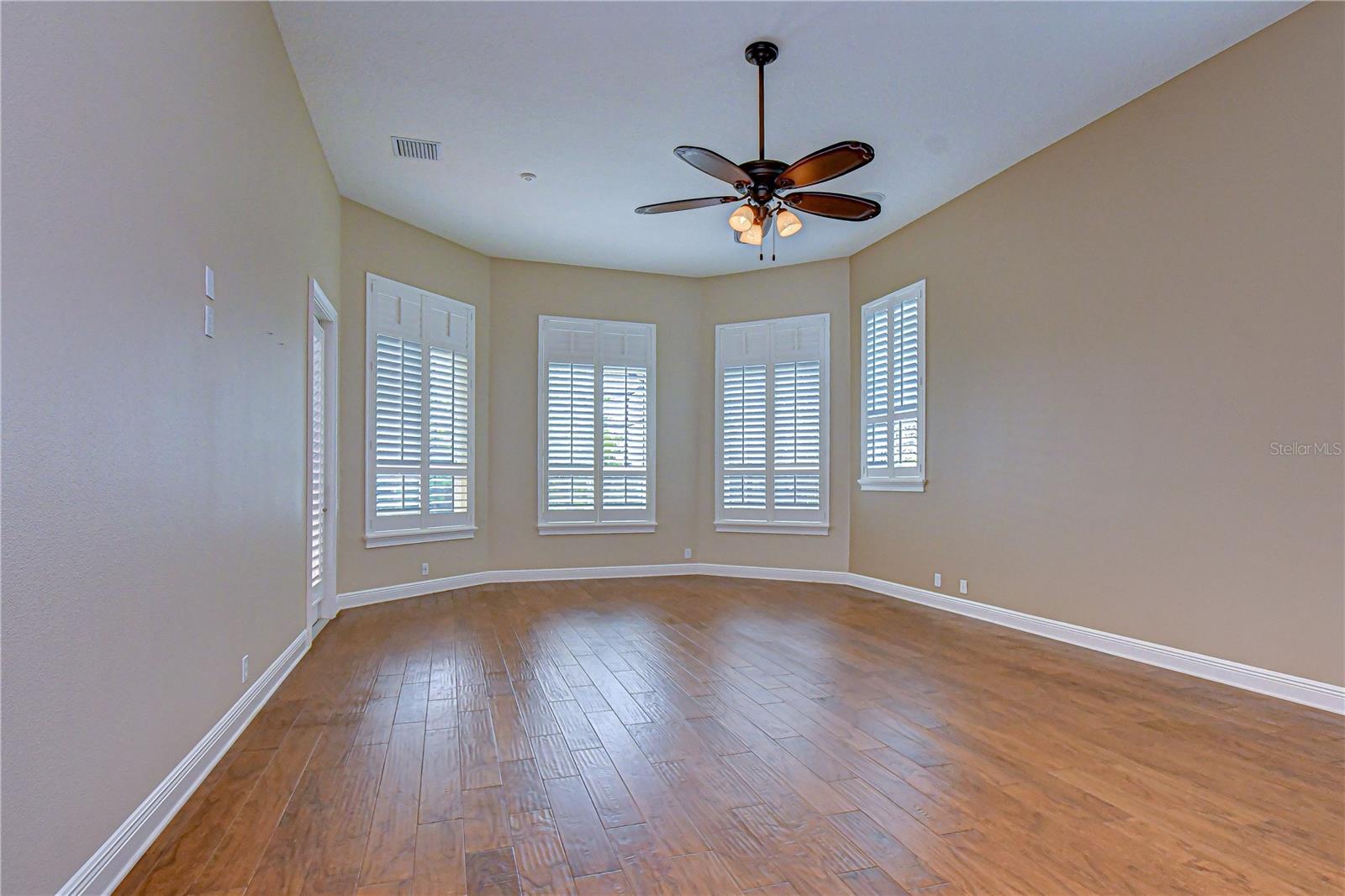 PASCO SUNSET LAKES - Residential