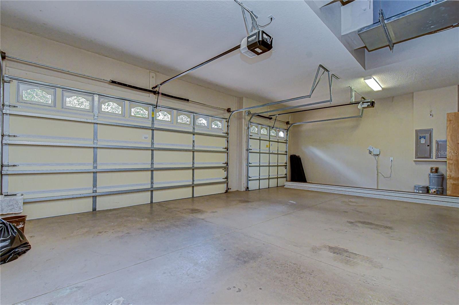 PASCO SUNSET LAKES - Residential