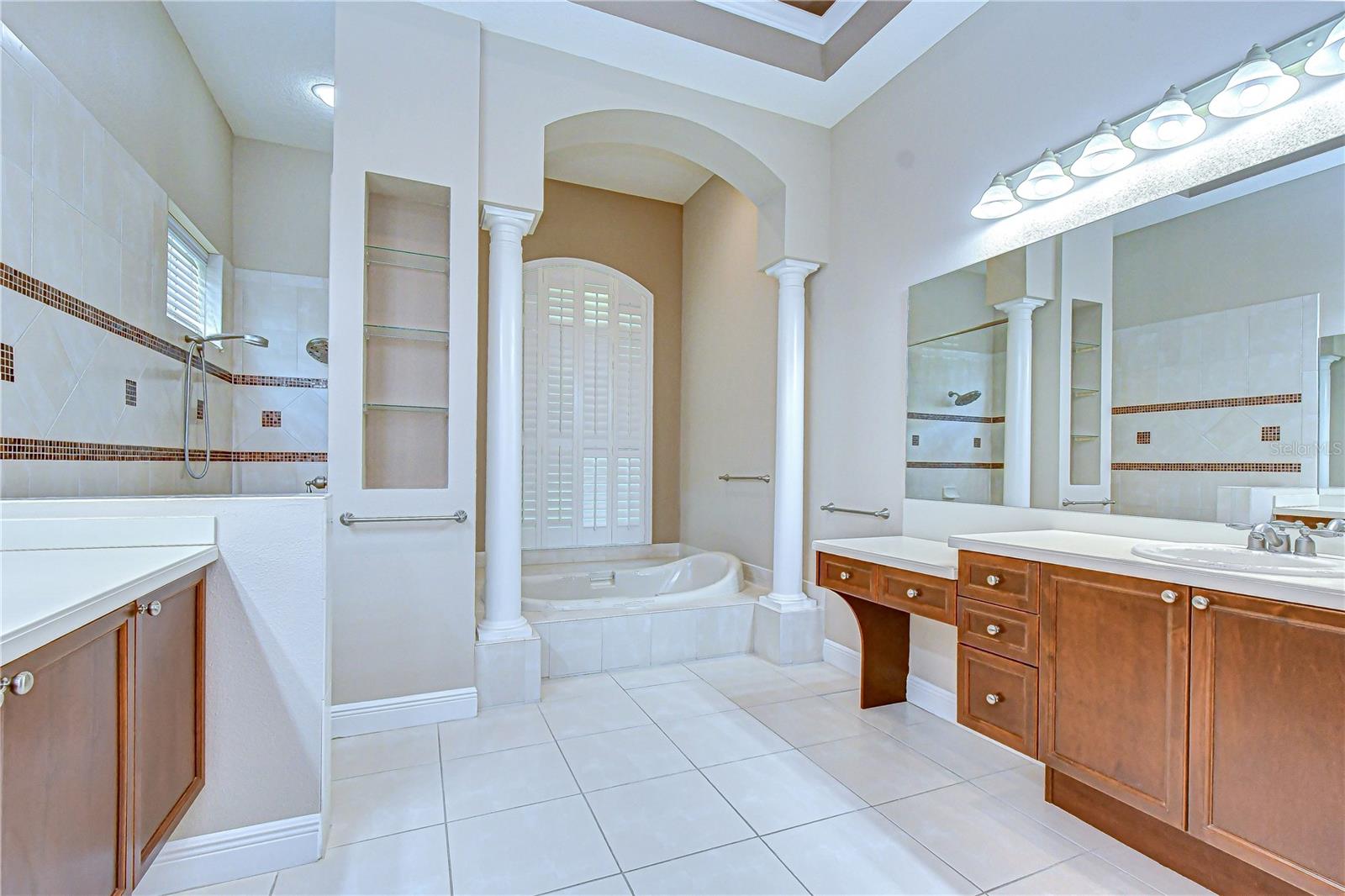 PASCO SUNSET LAKES - Residential