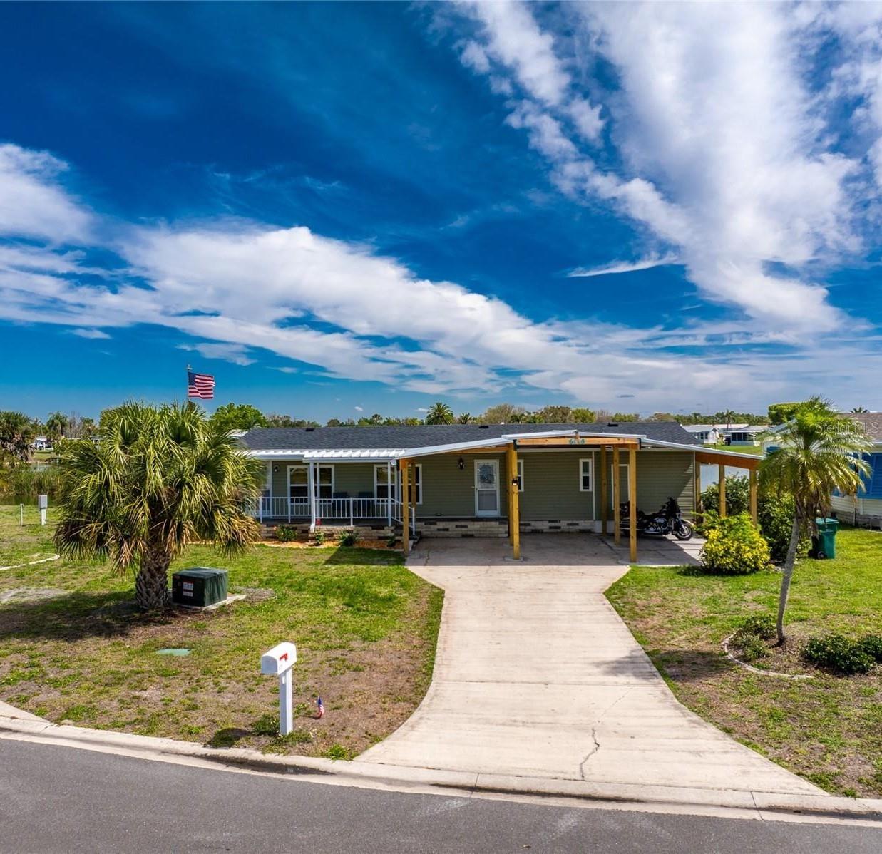 LEMON BAY ISLES PH 03 - Residential