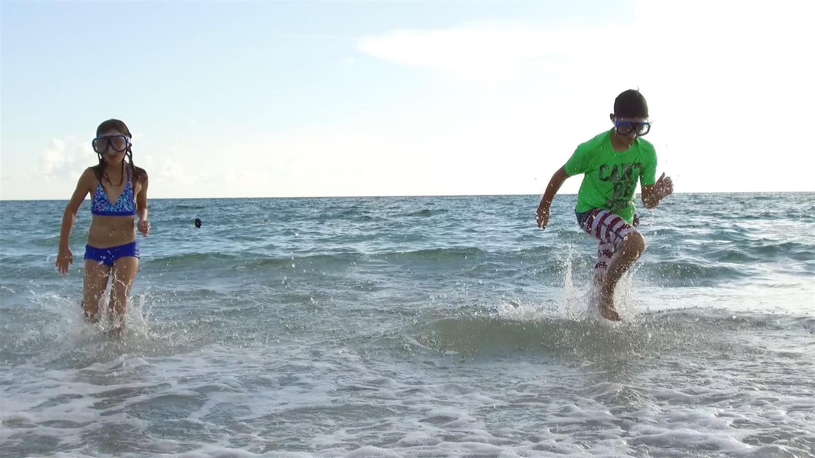 LEMON BAY ISLES PH 03 - Residential