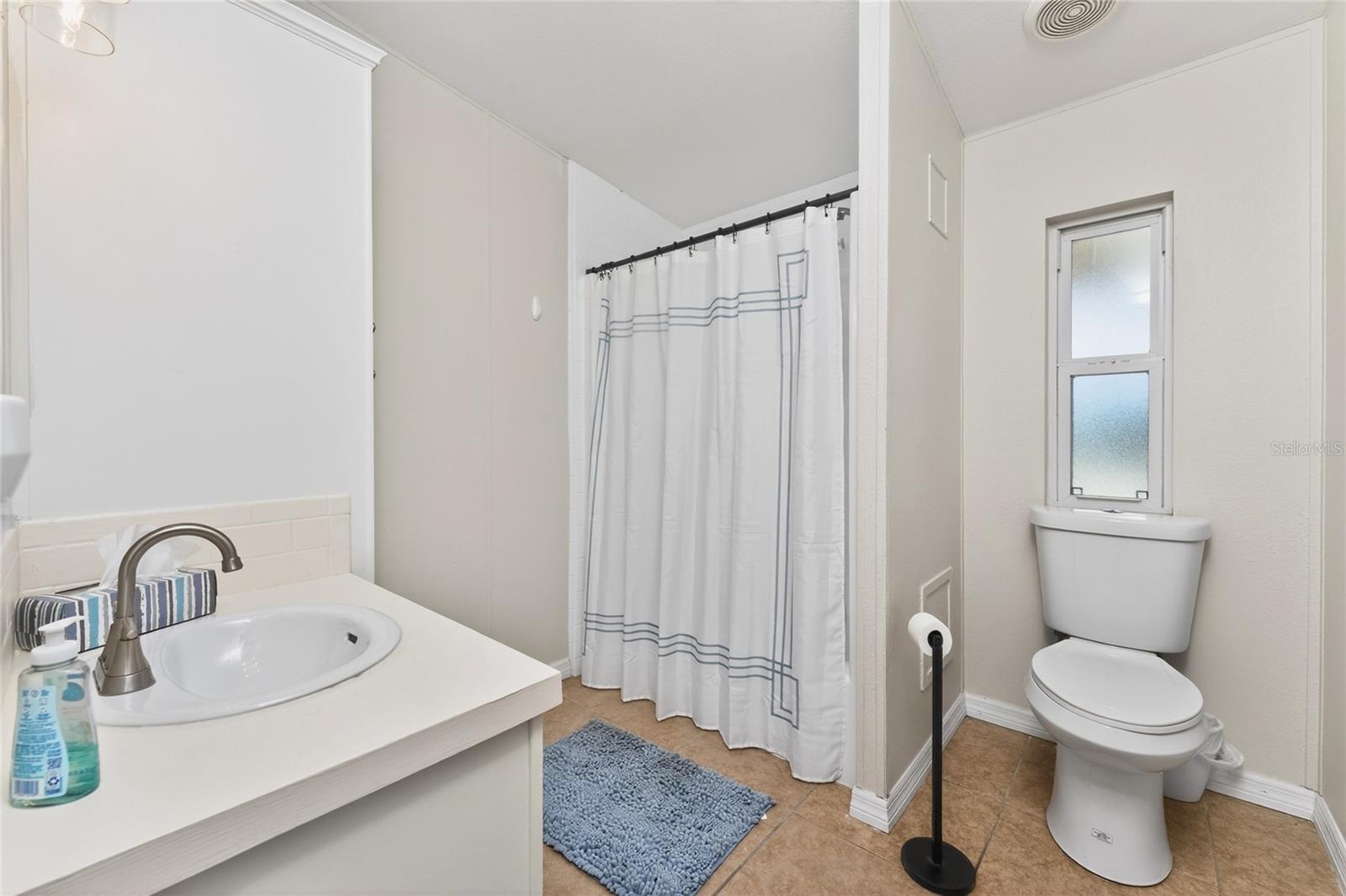 LEMON BAY ISLES PH 03 - Residential