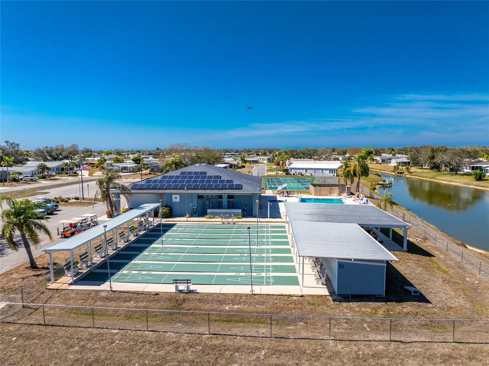 LEMON BAY ISLES PH 03 - Residential