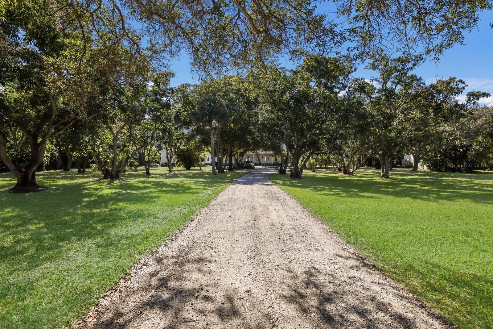 SEC 17 TOWNSHIP 34S RANGE 17E PT OF LT 1 - Residential