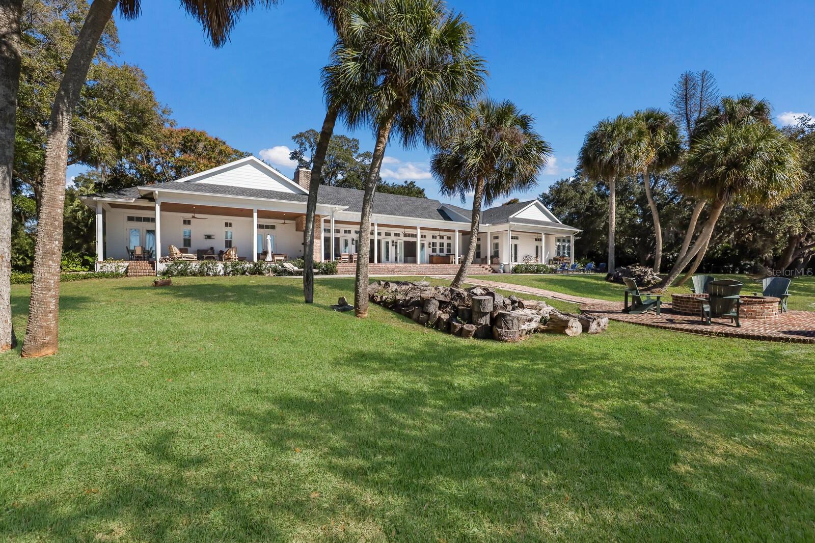 SEC 17 TOWNSHIP 34S RANGE 17E PT OF LT 1 - Residential