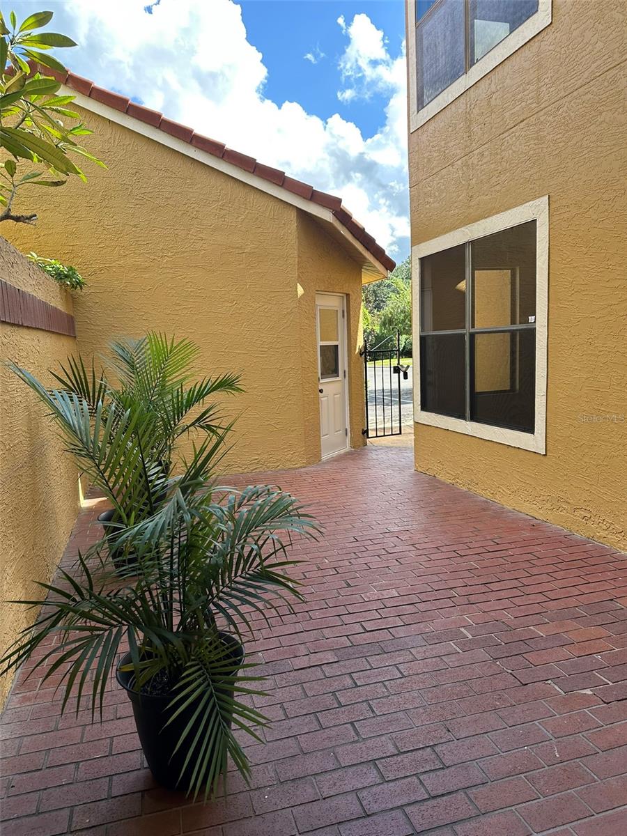 706 LIGHTHOUSE COURT