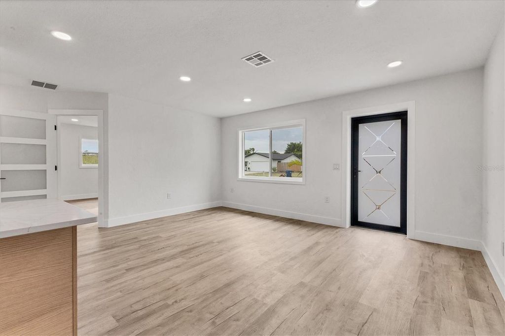 Photo of 1008 Ponderosa Road, Venice, FL 34293 (MLS # N6140836)