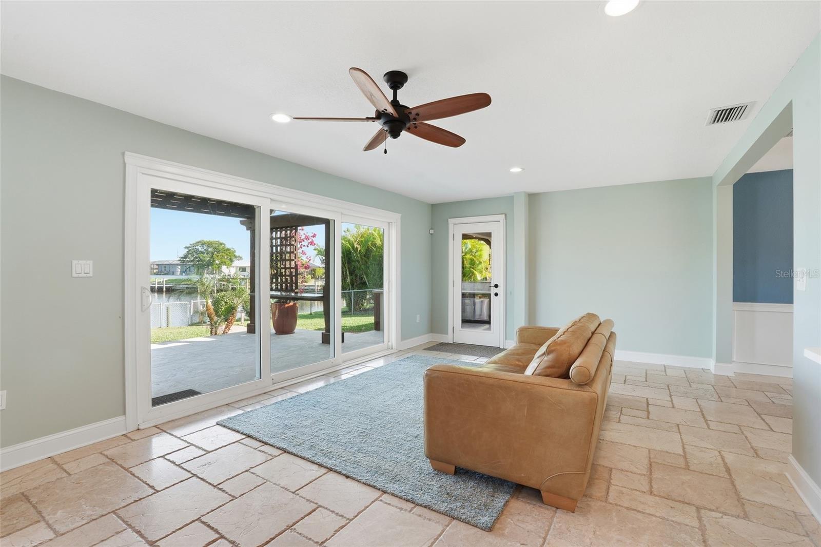PUNTA GORDA ISLES SEC 07 - Residential
