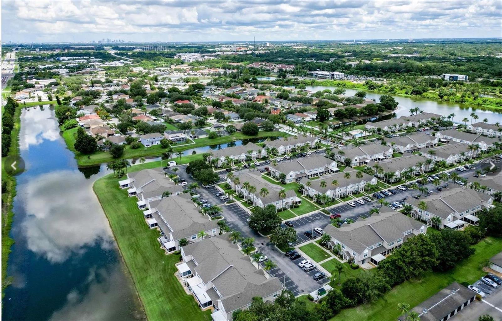 734 KENSINGTON LAKE CIR BRANDON