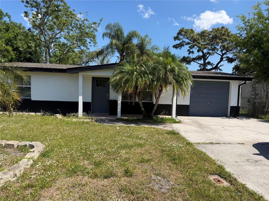 new roof new flooring new kitchen new a/c complete remodel