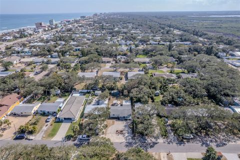 A home in NEW SMYRNA BEACH