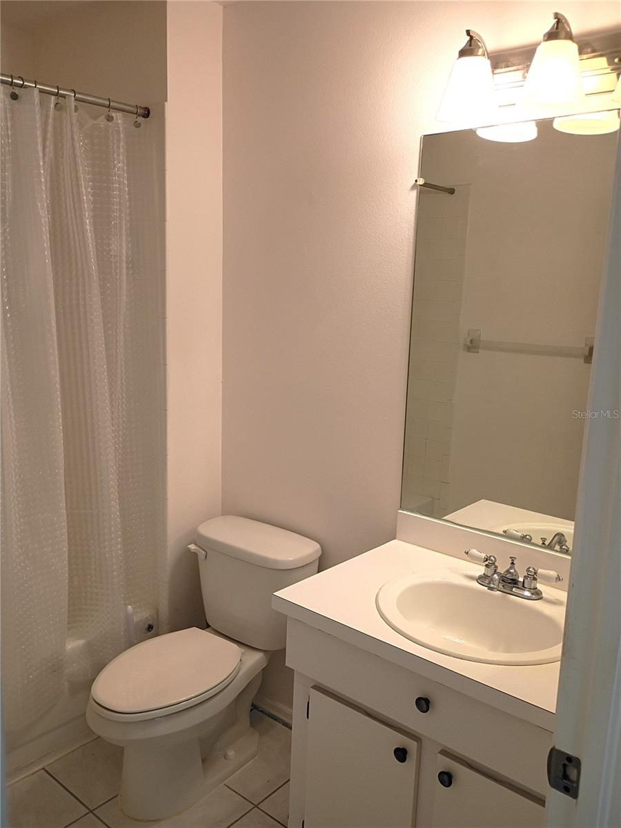 WOODS AT ANDERSON PARK UNIT 5 - Residential