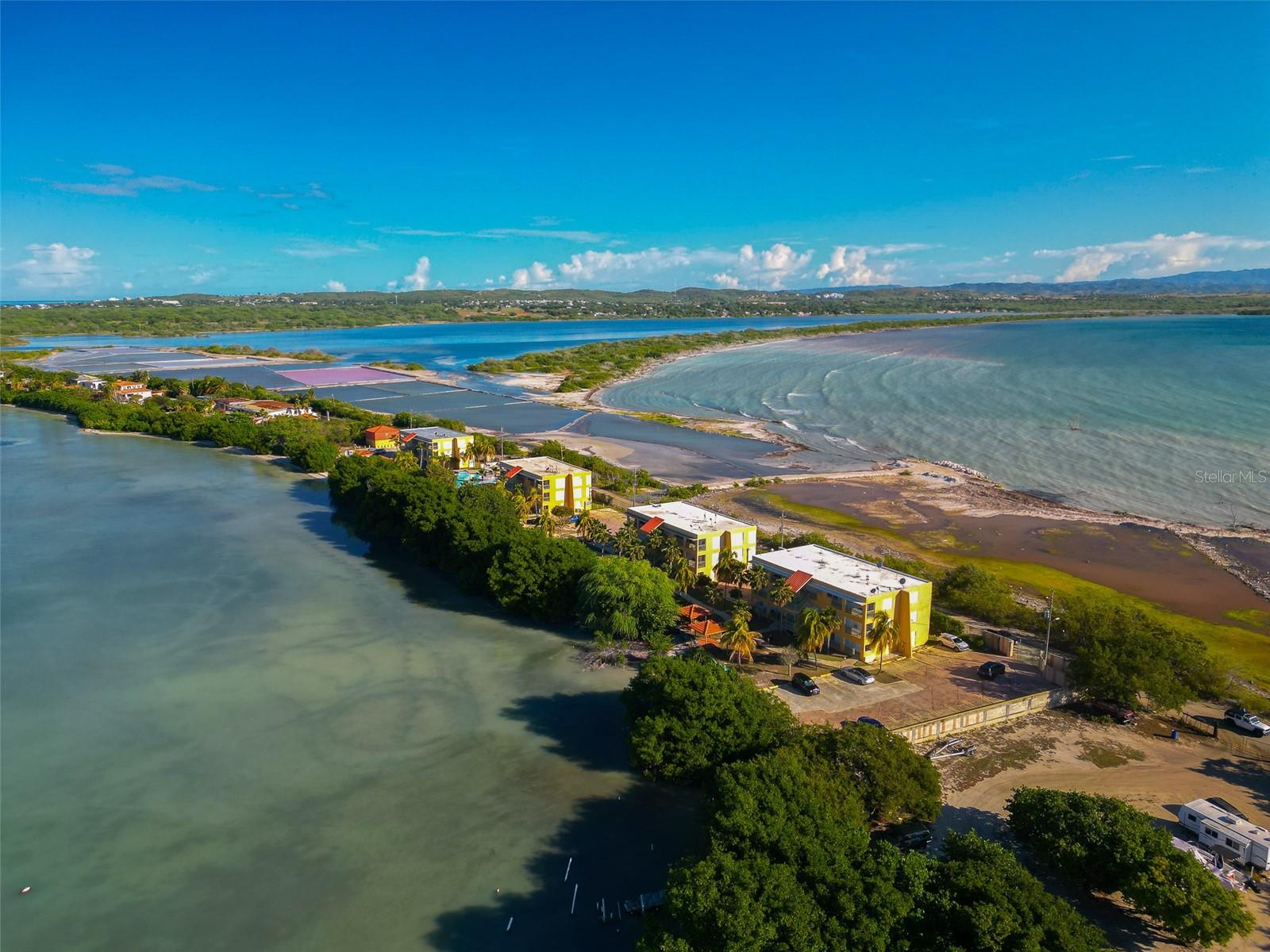 COND. PLAYAS DEL CARIBE RESORT - Residential