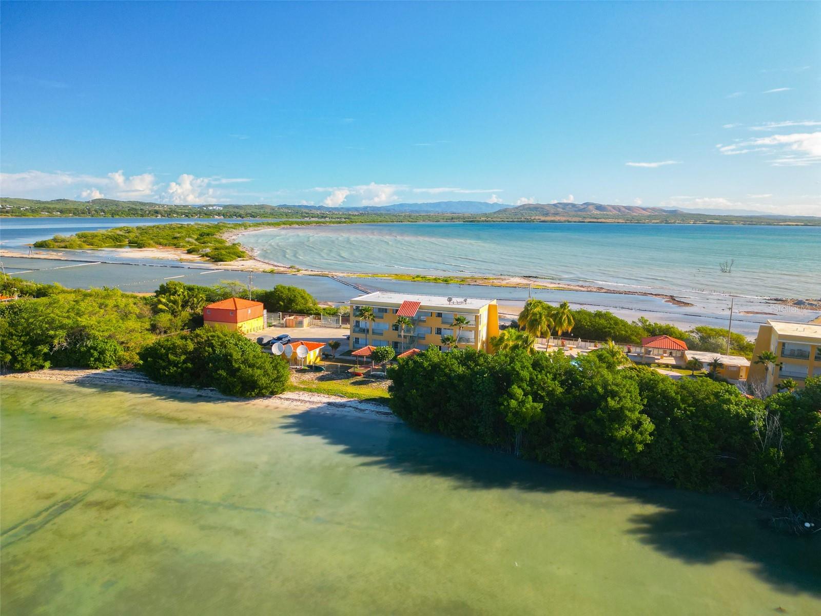 COND. PLAYAS DEL CARIBE RESORT - Residential