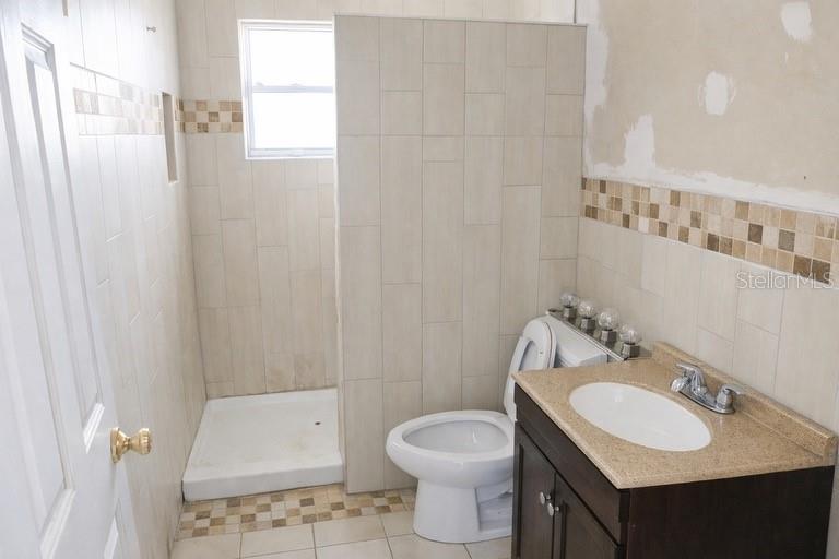 SKYLINE ACRES - Residential